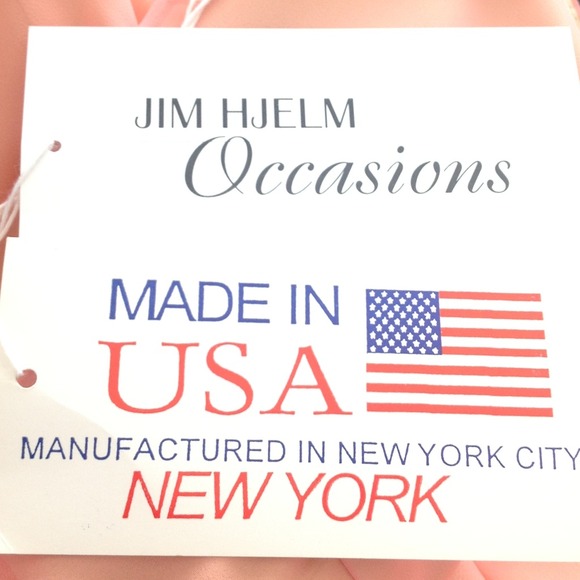 2 chiffon Jim Hjelm Bridesmaids gowns. - Picture 3 of 4