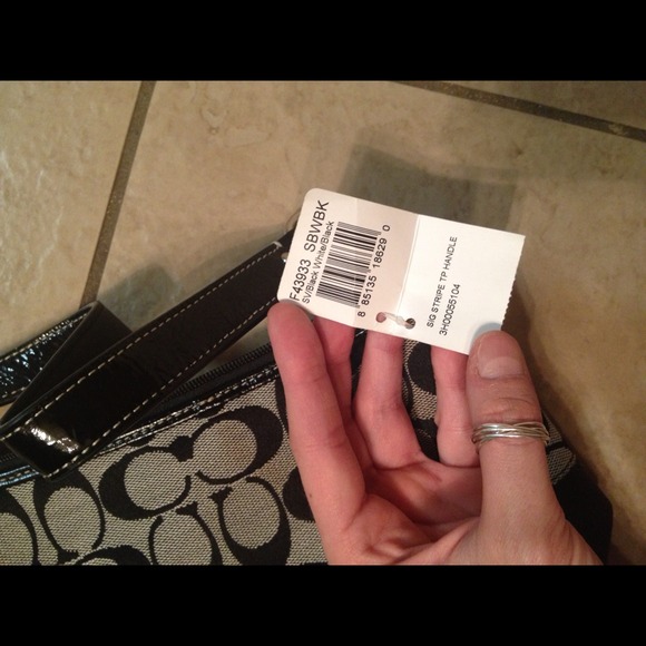 Authentic Coach - Picture 4 of 4