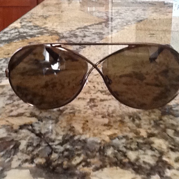 Tom Ford Georgette sunglasses
Size: OS main image 4