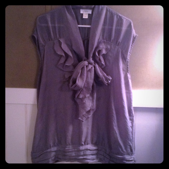 SOLD!!!!  Cute top for jeans or dress pants!