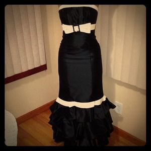 Formal Gown/Dress!
