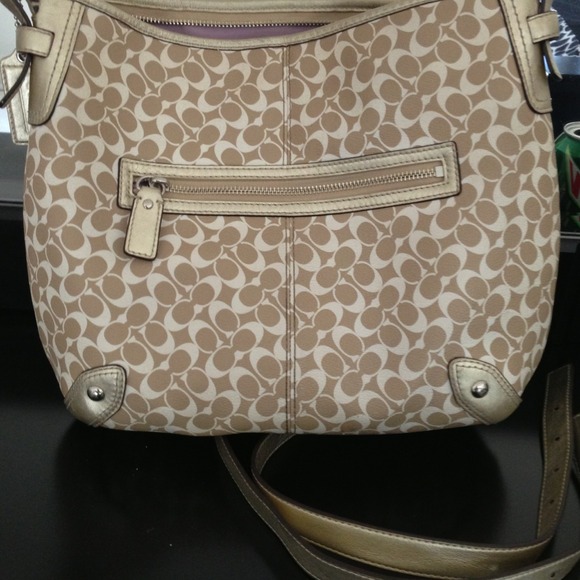 TRADE PENDING 🎀🎀🎀 - Picture 2 of 4