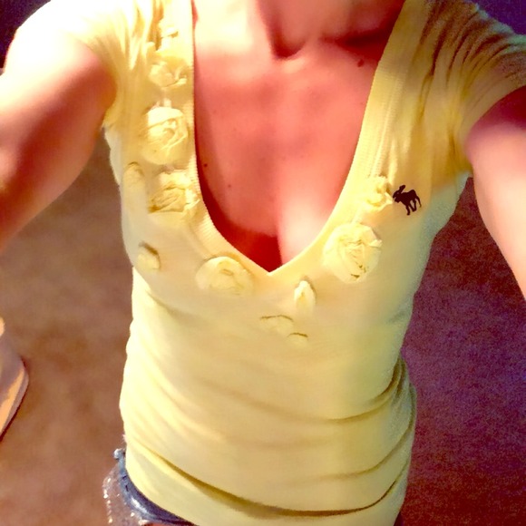 💢SOLD💢A&F Top💋