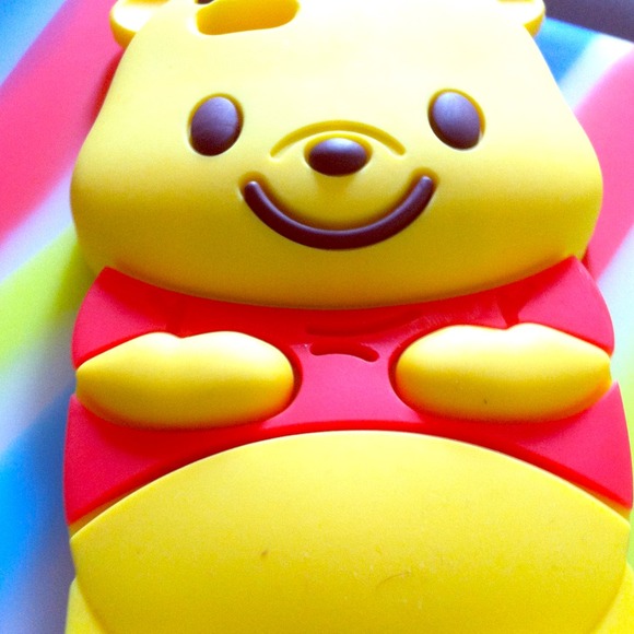 iPhone 5 Winnie the Pooh case - Picture 1 of 1