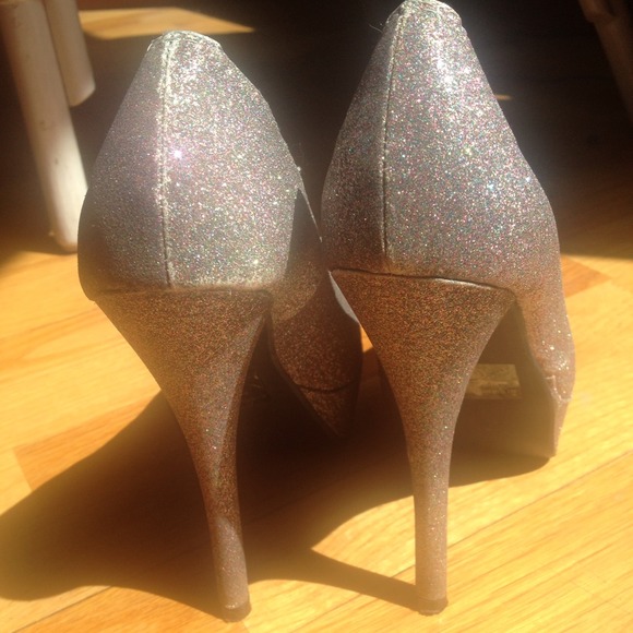 Glitter high heels - Picture 3 of 4