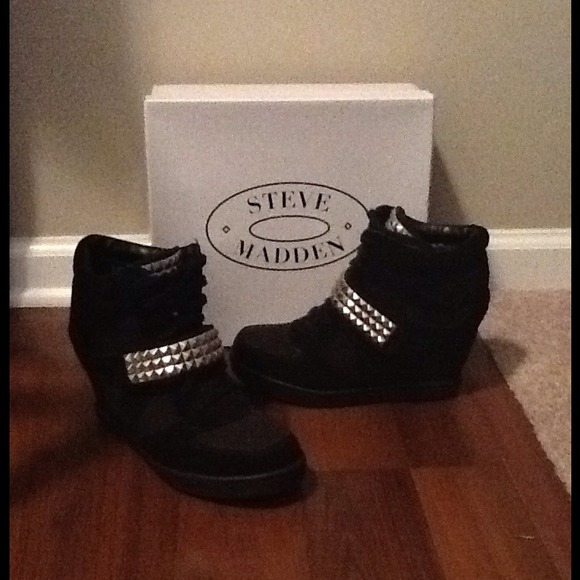 Steve Madden wedge sneakers