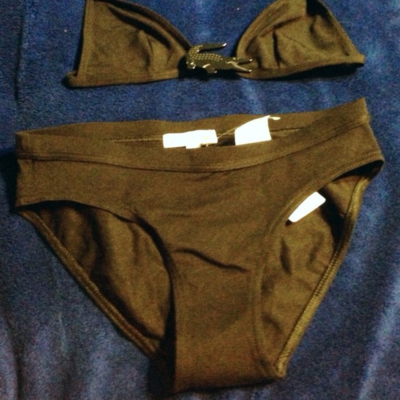 Lacoste 2 piece Black Bikini - Picture 3 of 3