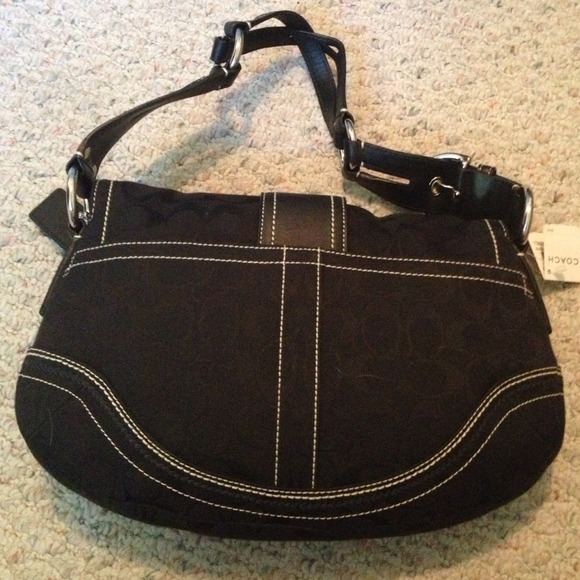 π¨SOLDπ¨NWT black coach bag - Picture 2 of 4