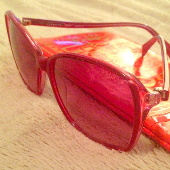 Coach pink sunnies❤