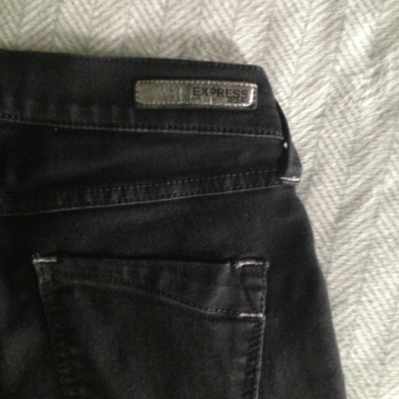 Express Extreme Stretch Jean Legging in Black - Picture 3 of 3