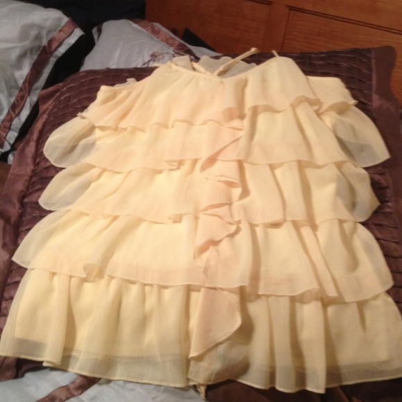 Yellow shiffon ruffle top