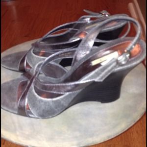 Max Studio Grey/Silver Suede/Leather Wood Wedge