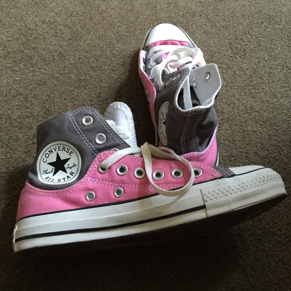 ❤️SOLD❤️Pink/Gray ALL STAR CONVERSE - Picture 2 of 3