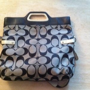 Coach authentic hand bag