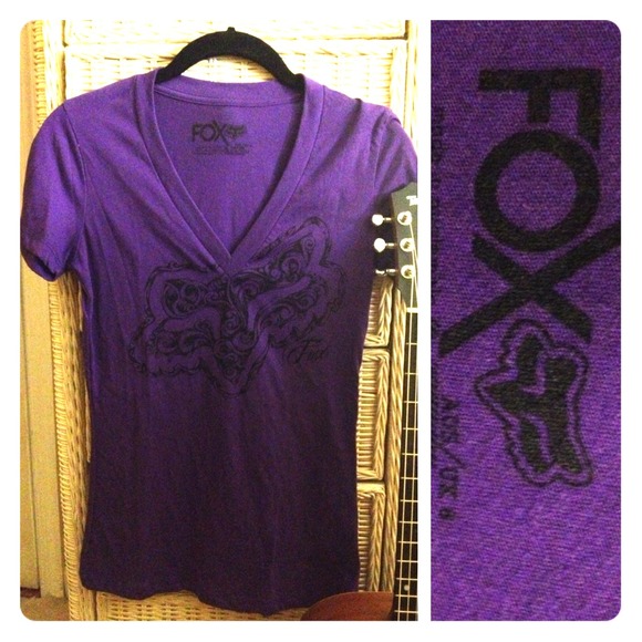 Fox V-neck !