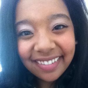 MEET YOUR SELLER, LAUREN