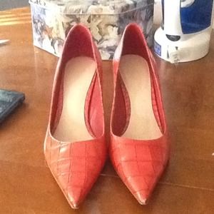 Nine West, bright orange heel