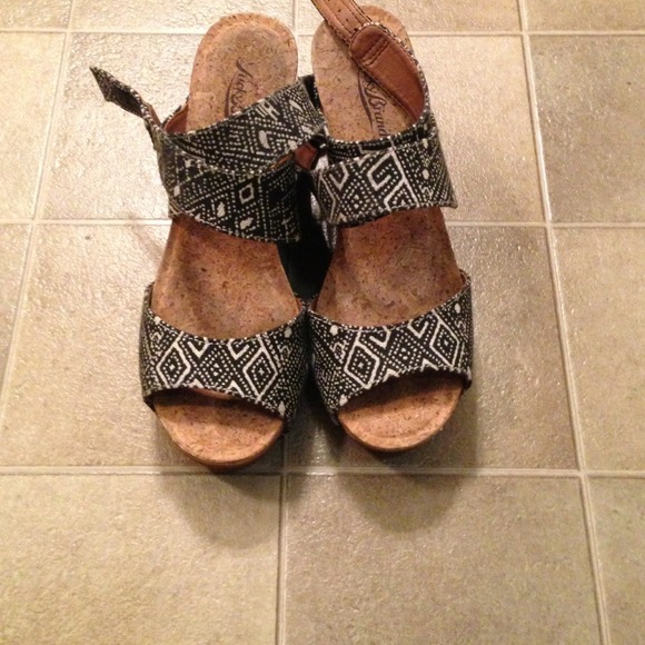 Lucky brand wedges