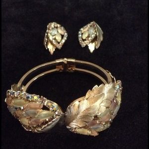 Rhinestone bracelet and clip on earring set