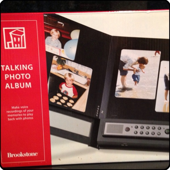 NIB never used. Talking photo album