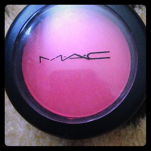 Mac blush