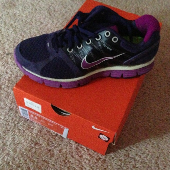 Women's Nike lunarglide+2