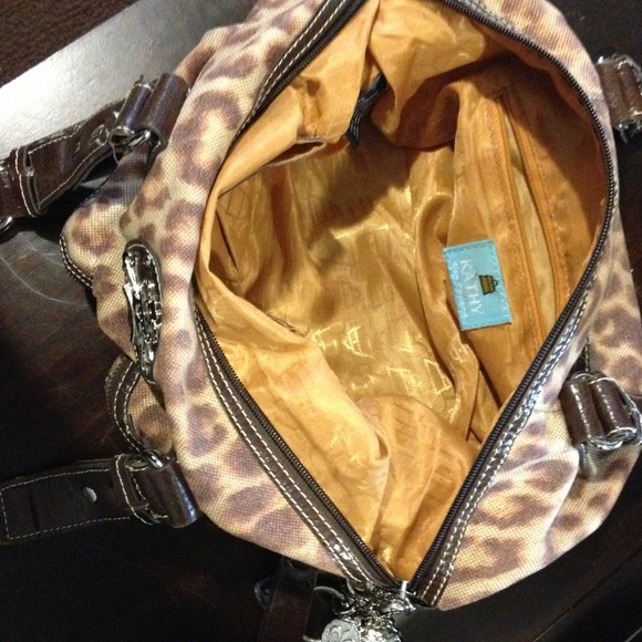 Purse - Picture 4 of 4