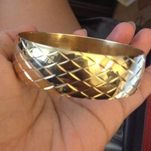 Gold tone bangle bracelet