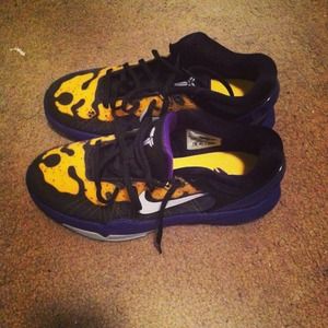 Woman's nike Kobe's