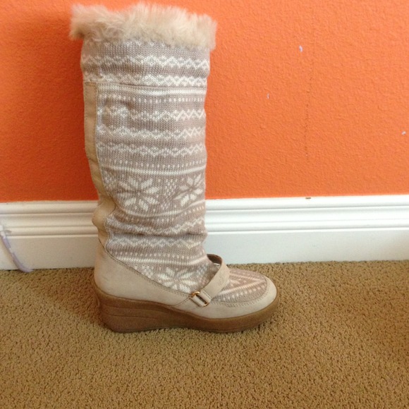 Juicy couture boots