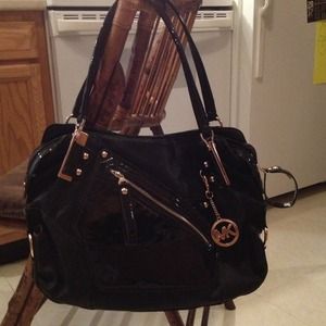 🚫SOLD🚫 Black Purse