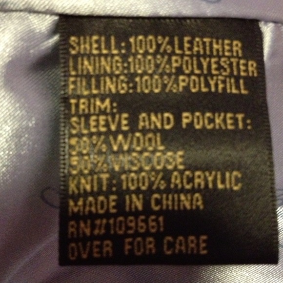 ⬇REDUCED⬇🎀Leather Varsity Jacket🎀 - Picture 4 of 4