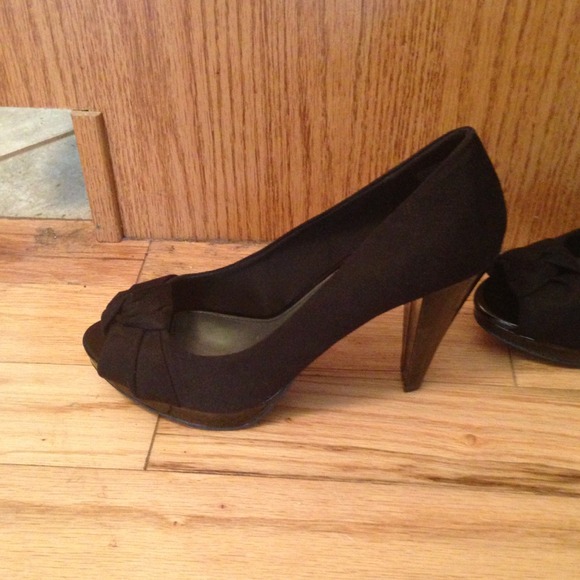 Black Suade type Peep Toes *Reduced* - Picture 2 of 2