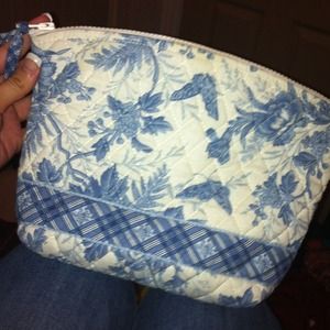 Vera Bradley makeup bag