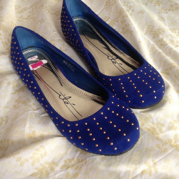 💥SOLD💥Cobalt Blue Flats