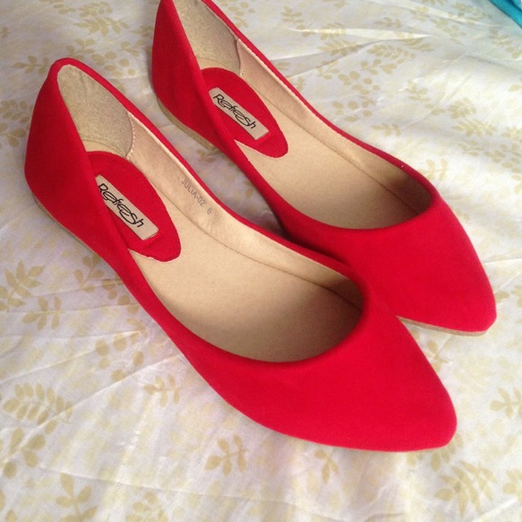 💥SOLD💥Red Suede Flats