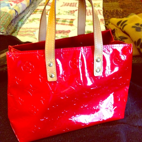 Beautiful Louis Vuitton patent red bag