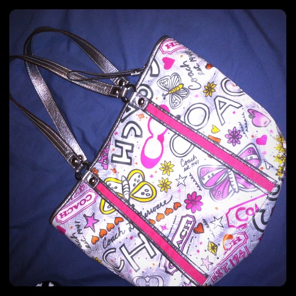 ⛔🚫SOLD🚫⛔Poppy Coach tote purse like new!!!