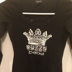 Bebe Queen Detail Shirt Size Medium~Black