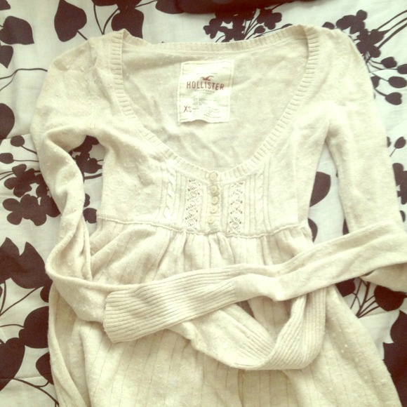 Ivory knit shirt