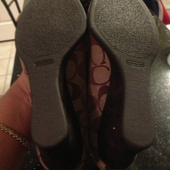 Authentic Coach Wedged - Picture 5 of 5