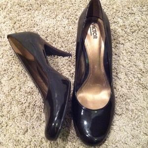 Victor Alfaro 3in heels deep brown patent leather