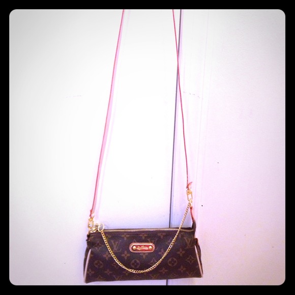 RESERVED UNTIL 5/16/13 - Eva Clutch Louis Vuitton