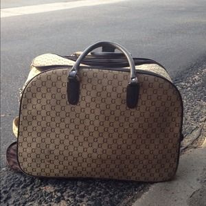 ❌ Gucci Duffle ❌SOLD