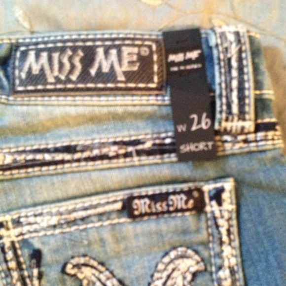 Sold.....Miss me shorts - Picture 3 of 4