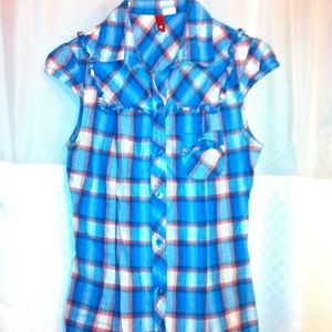 Super cute "western" style cap sleeve top