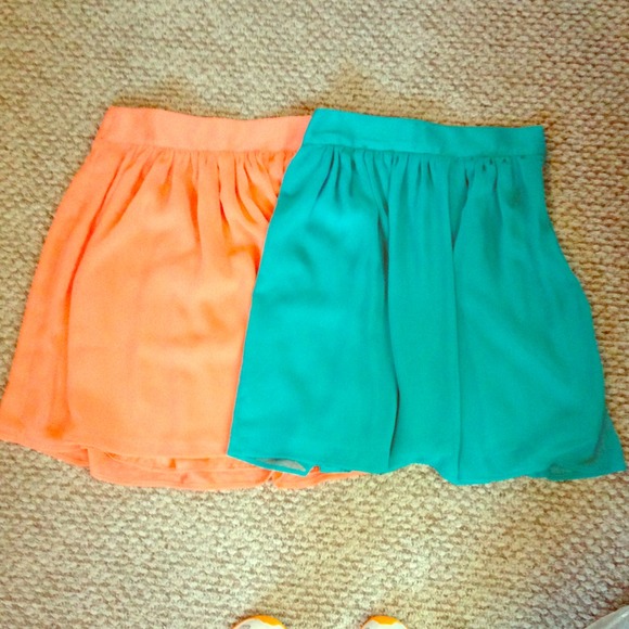 Spring skirts - Picture 1 of 1
