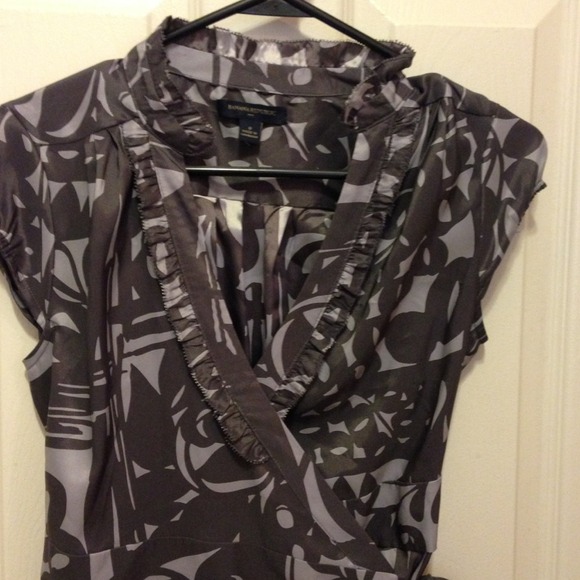 Ruffle work dress - Picture 2 of 2