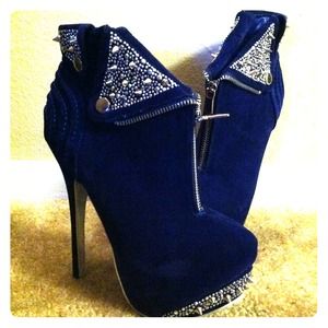Suede Blue & silver spike heel/boot size 5.5