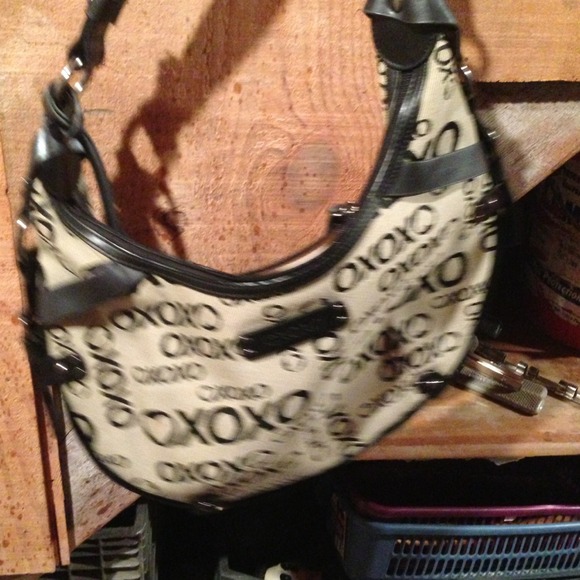 Handbag